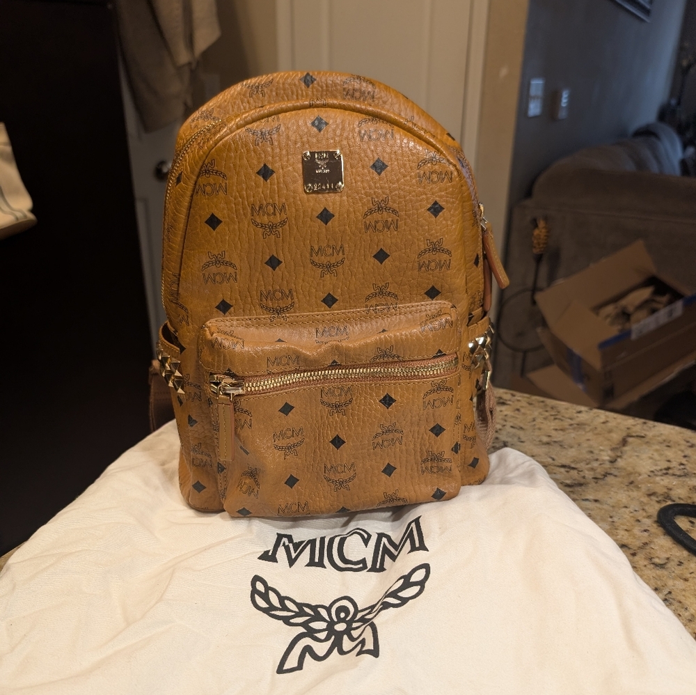 MCM stark Side Studs Cognac Visetos Signature Mini Backpack 10 X 13